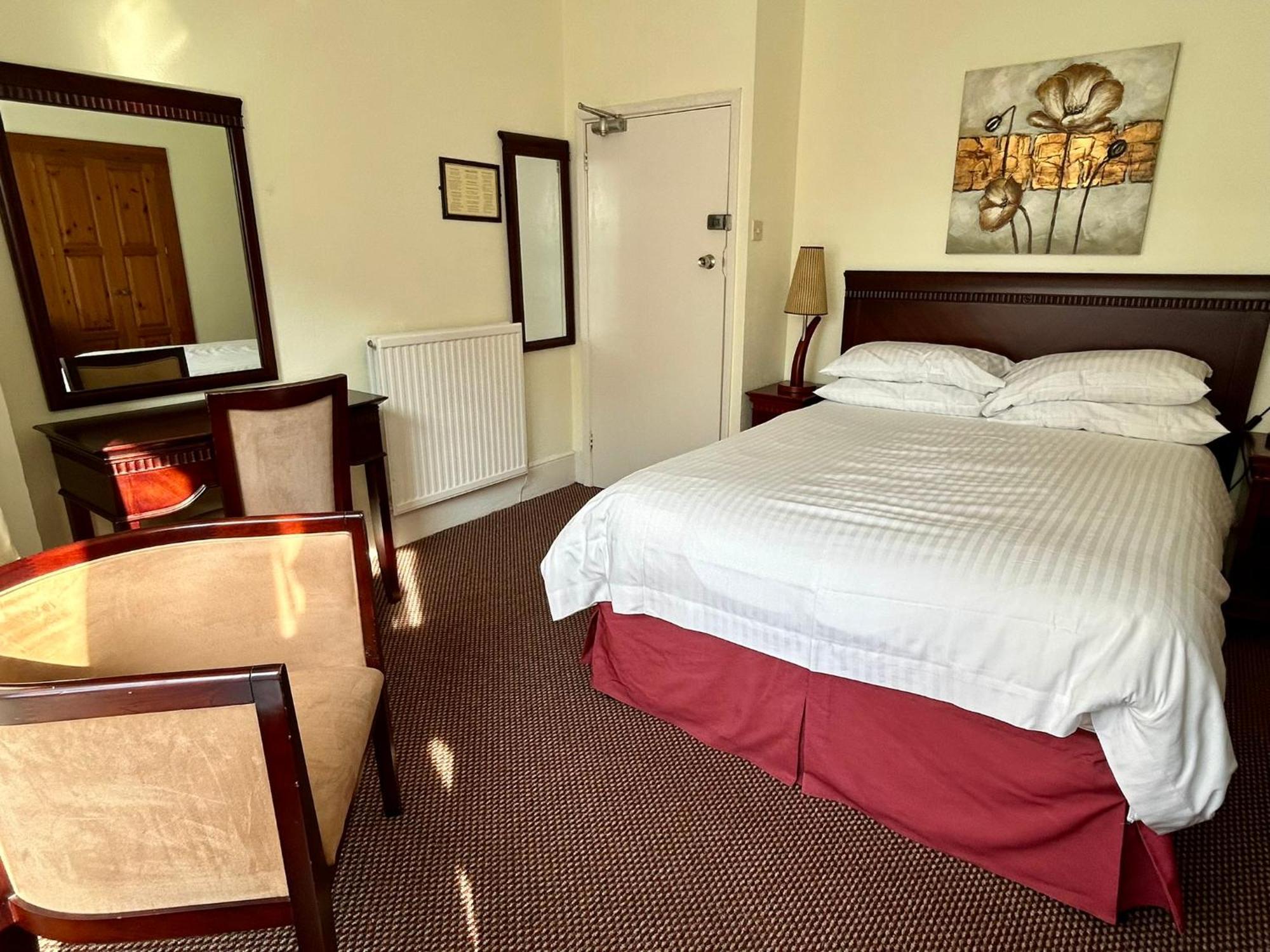 Bay View - Seafront, Sandown - Free Car Ferry For Bookings Of 3 Or More Nights, Subject To Availability מראה חיצוני תמונה