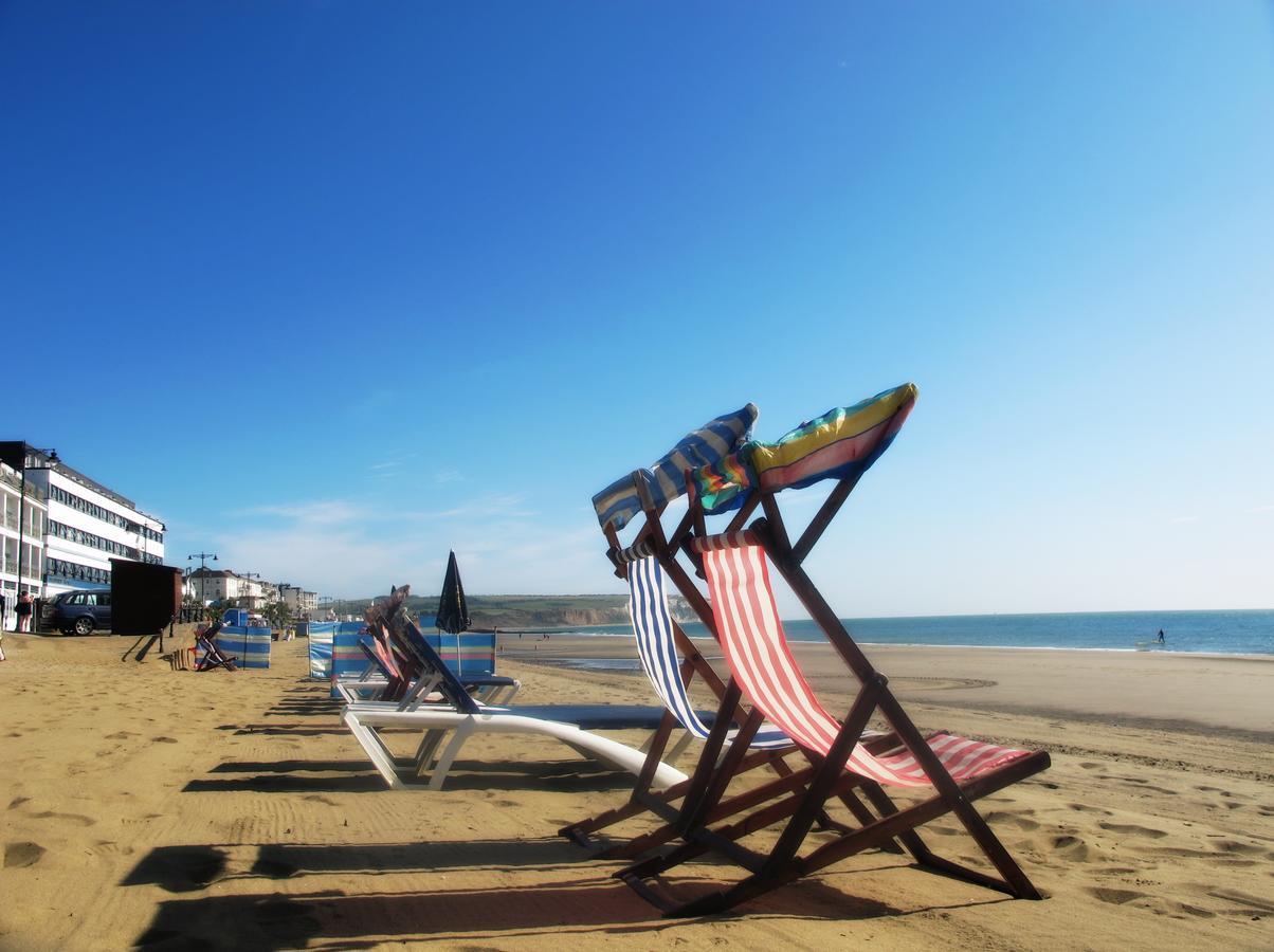Bay View - Seafront, Sandown - Free Car Ferry For Bookings Of 3 Or More Nights, Subject To Availability מראה חיצוני תמונה
